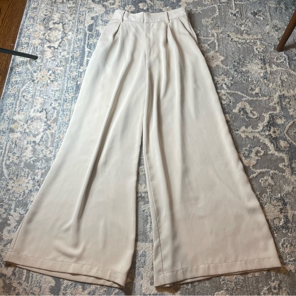 Elegant Cream Wide-Leg Pants - Picture 1 of 9